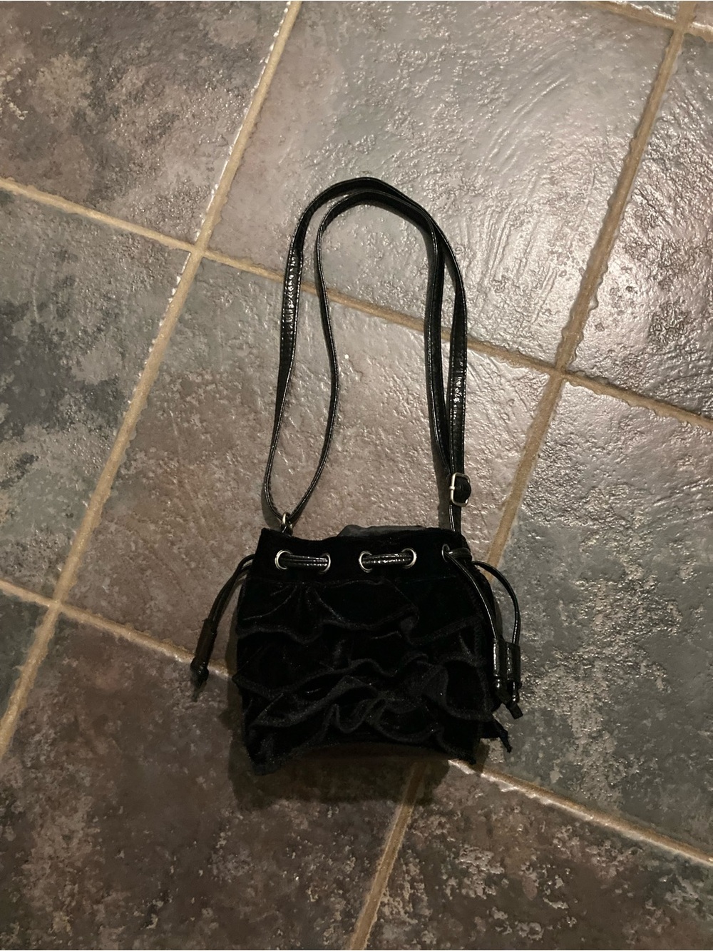 Vintage Y2K Black Velvet Ruffled Drawstring Bucket Bag
